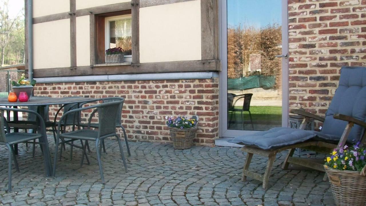 Villa 'Tmaelhof Voeren Exterior foto